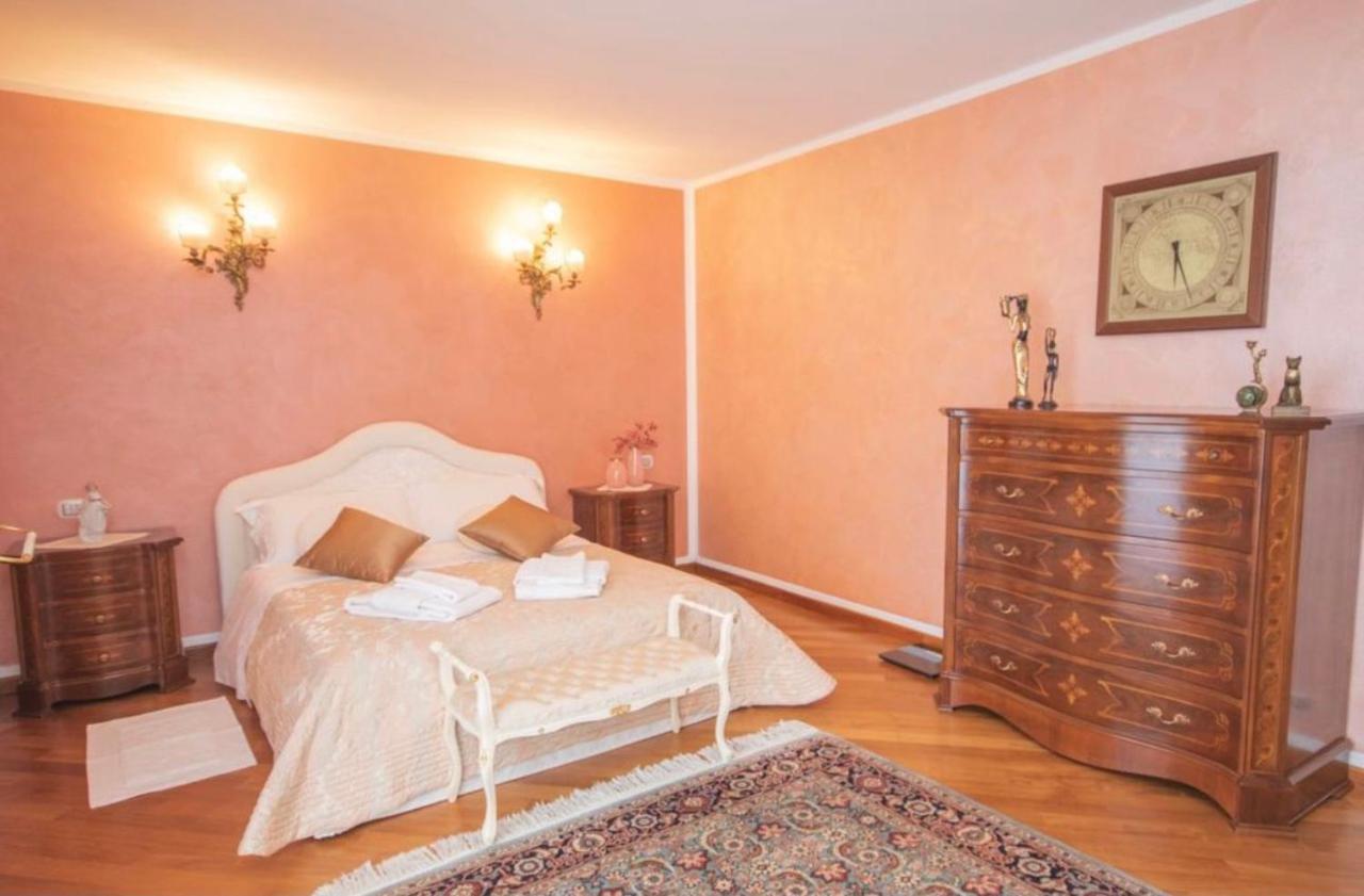 Villa Giulia Gragnola エクステリア 写真